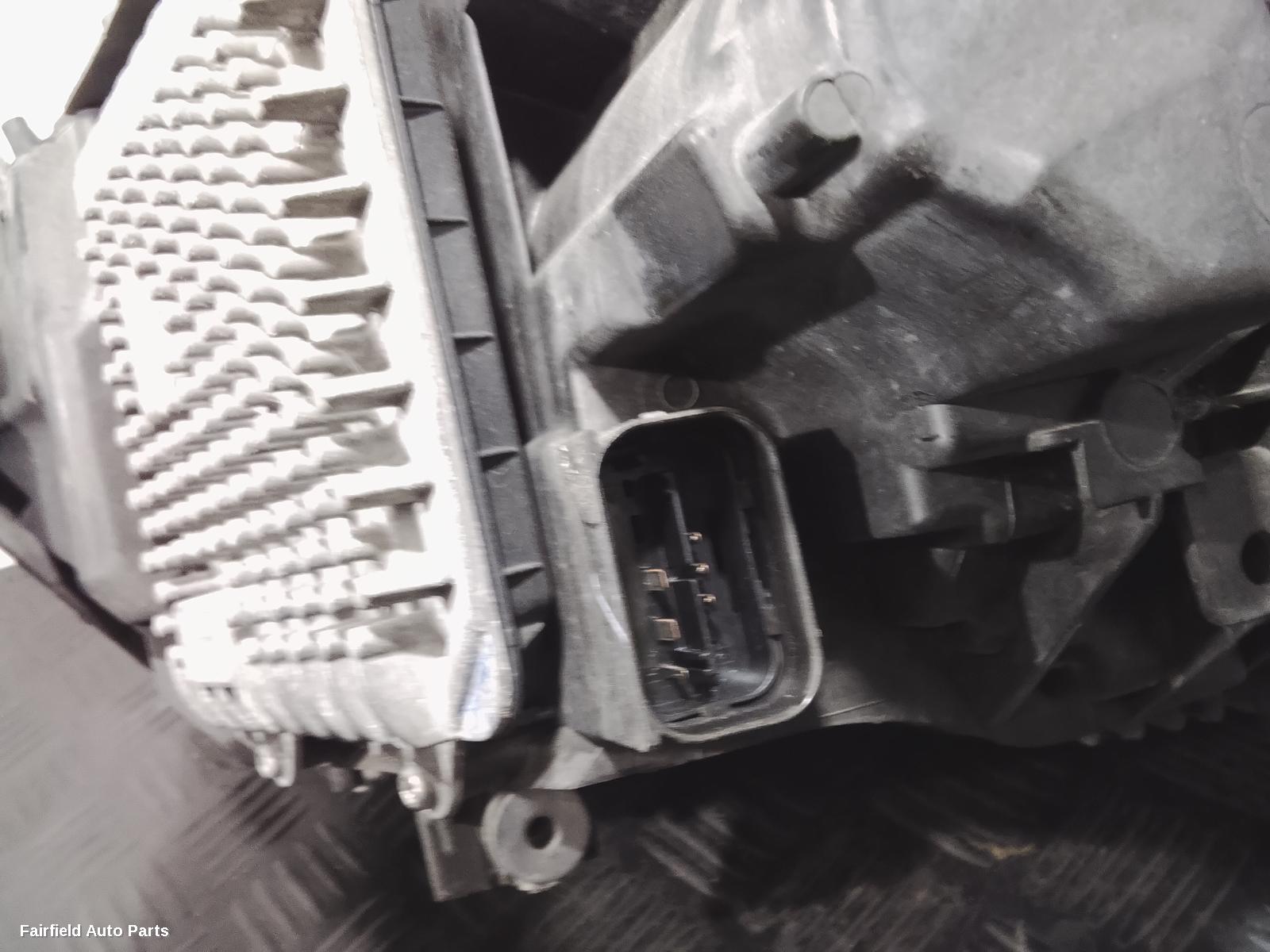 2015-2019 Bmw 1 Series Right Headlamp
