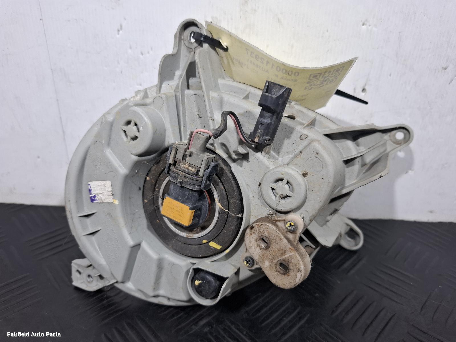 2012-2018 Hyundai Veloster Right Indicator Fog Side