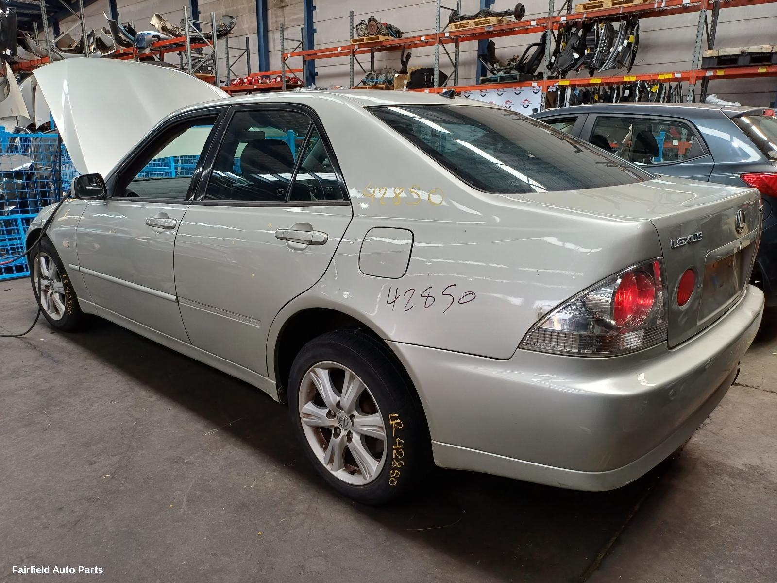 2001 Lexus Is200/is300 Right Front Door Window