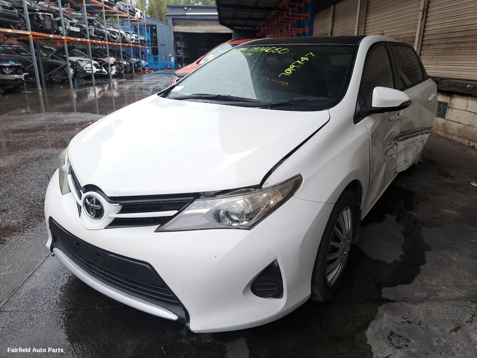 2012-2015 Toyota Corolla Radio Cd Dvd Sat Tv