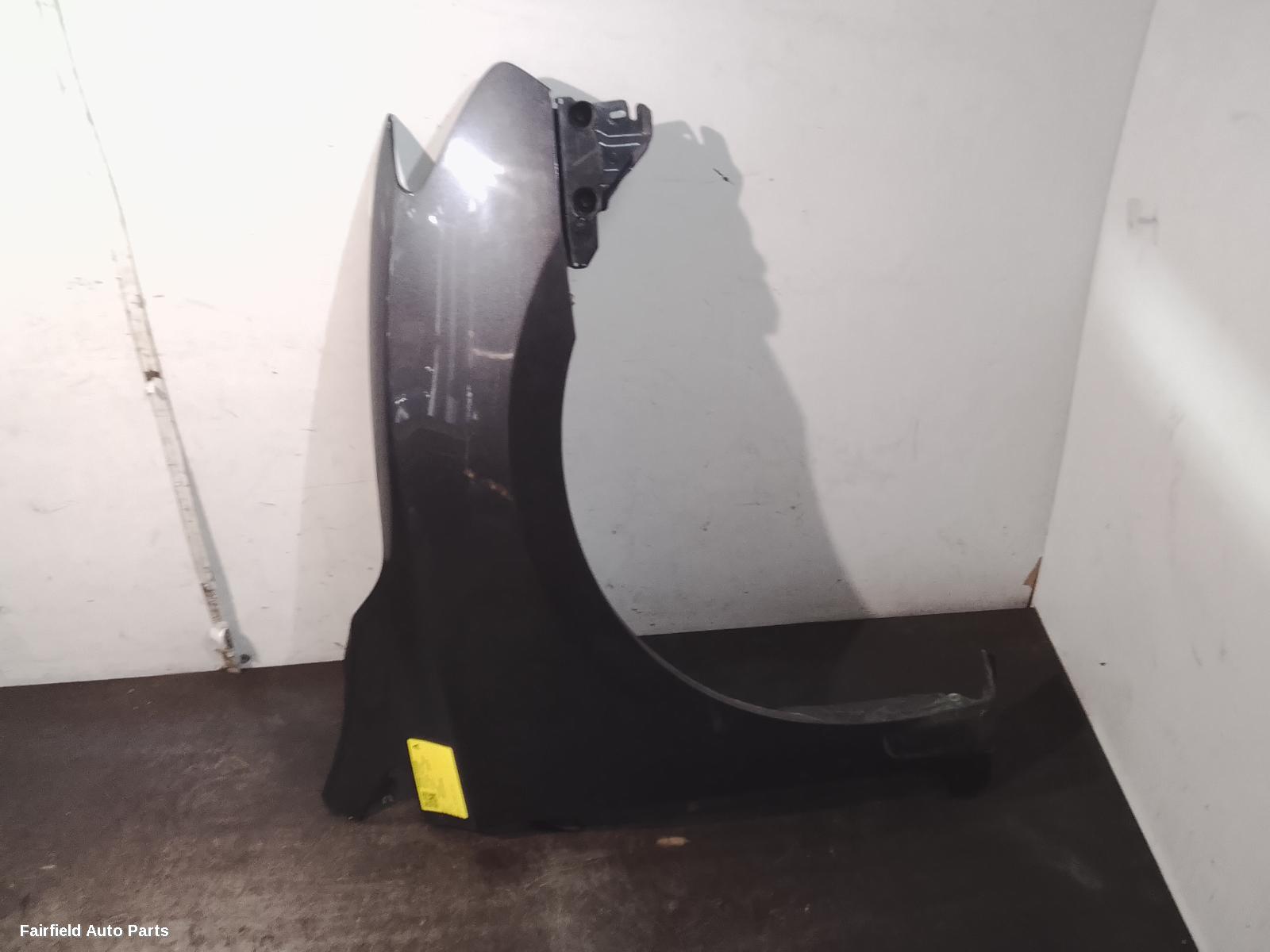 2012-2017 Nissan Pulsar Right Guard