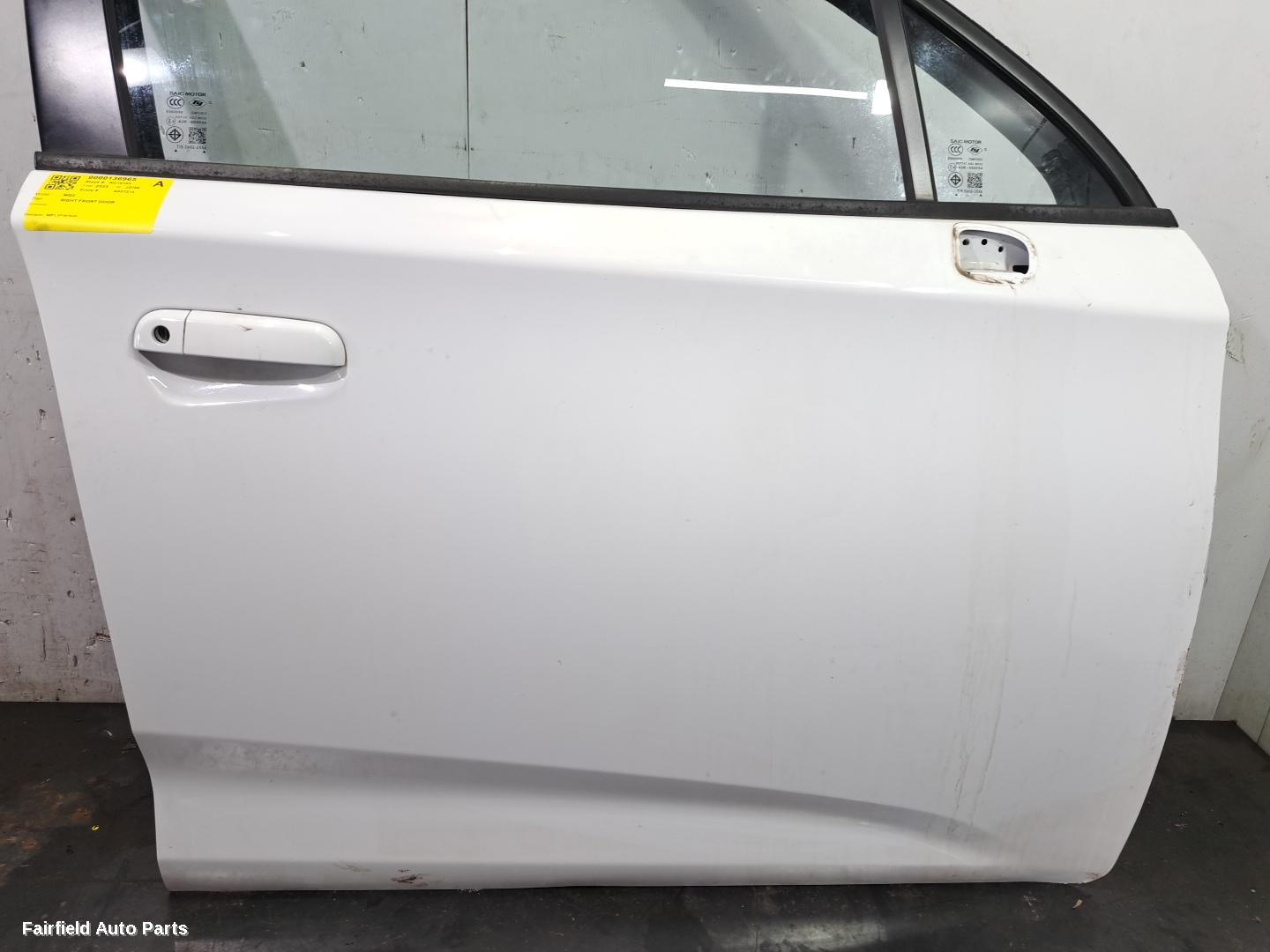 2016-2025 Mg Mg3 Right Front Door