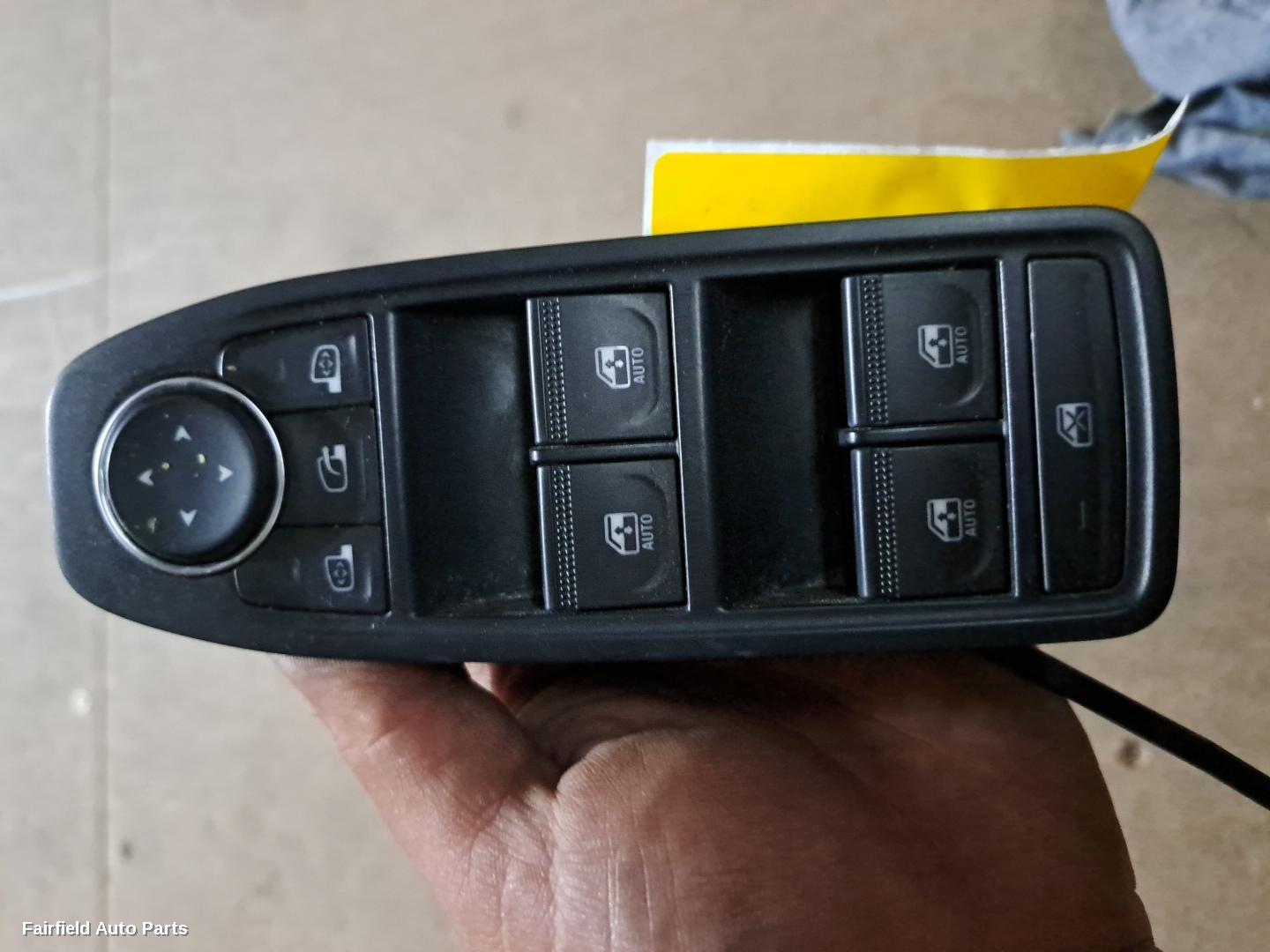 2021-2023 Renault Captur Pwr Dr Wind Switch