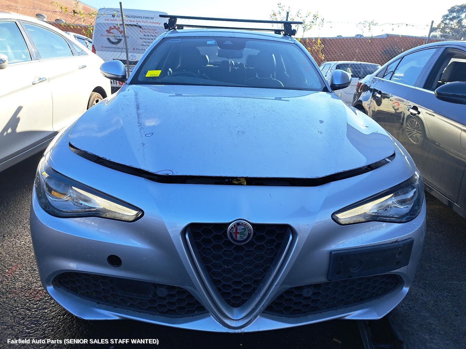 2017 Alfa Romeo Giulia Right Taillight