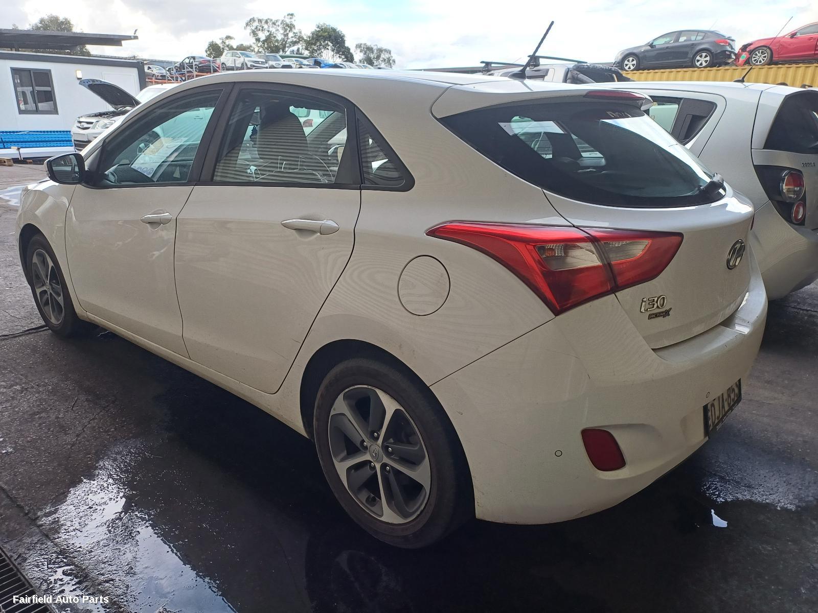 2016 Hyundai I30 Column