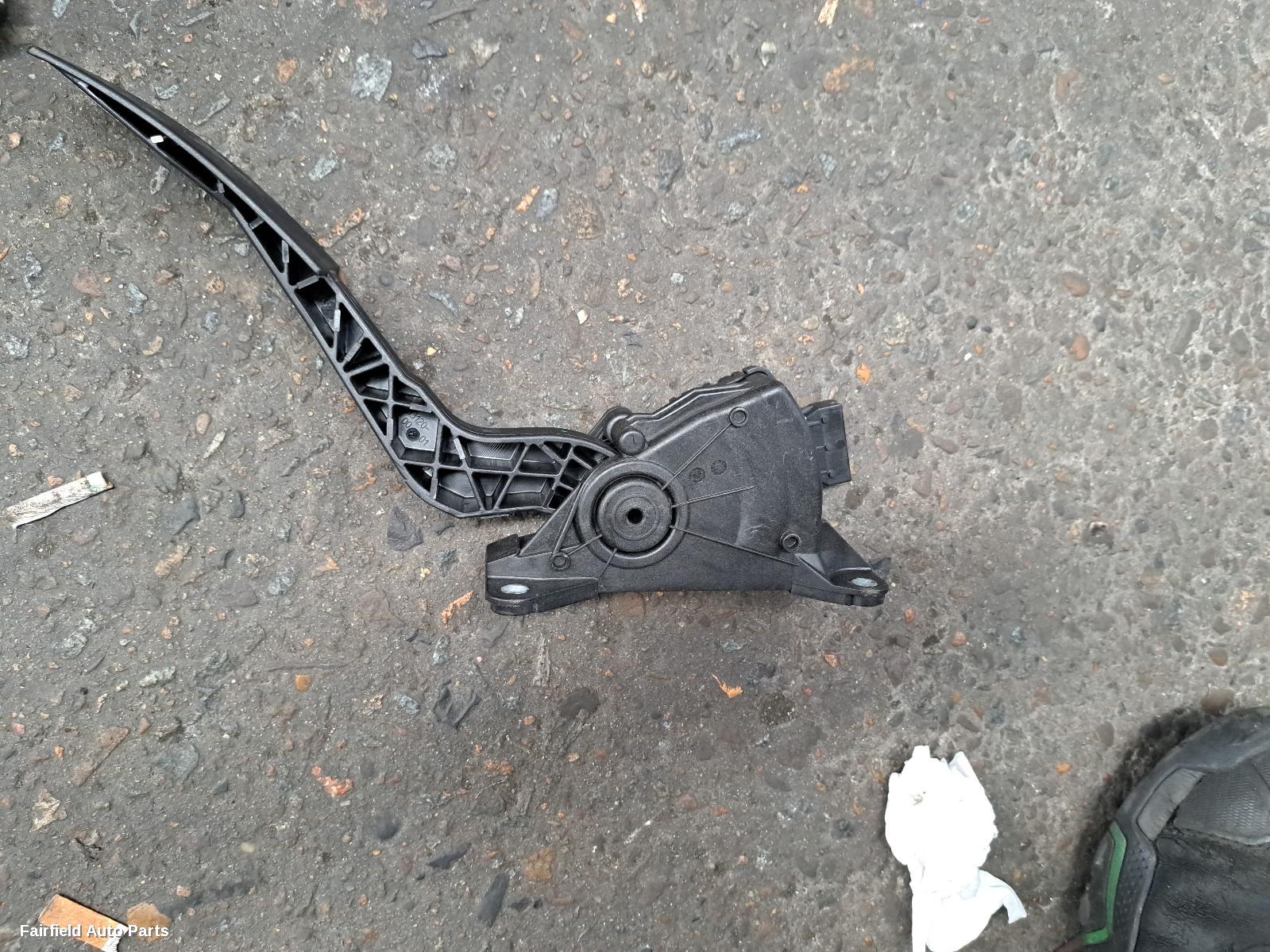 2018-2020 Mercedes X Class Pedal Assembly