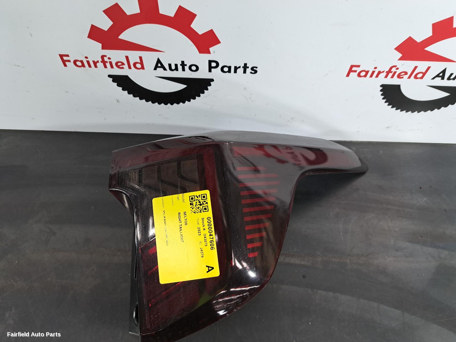2022-2025 Kia Seltos Right Taillight