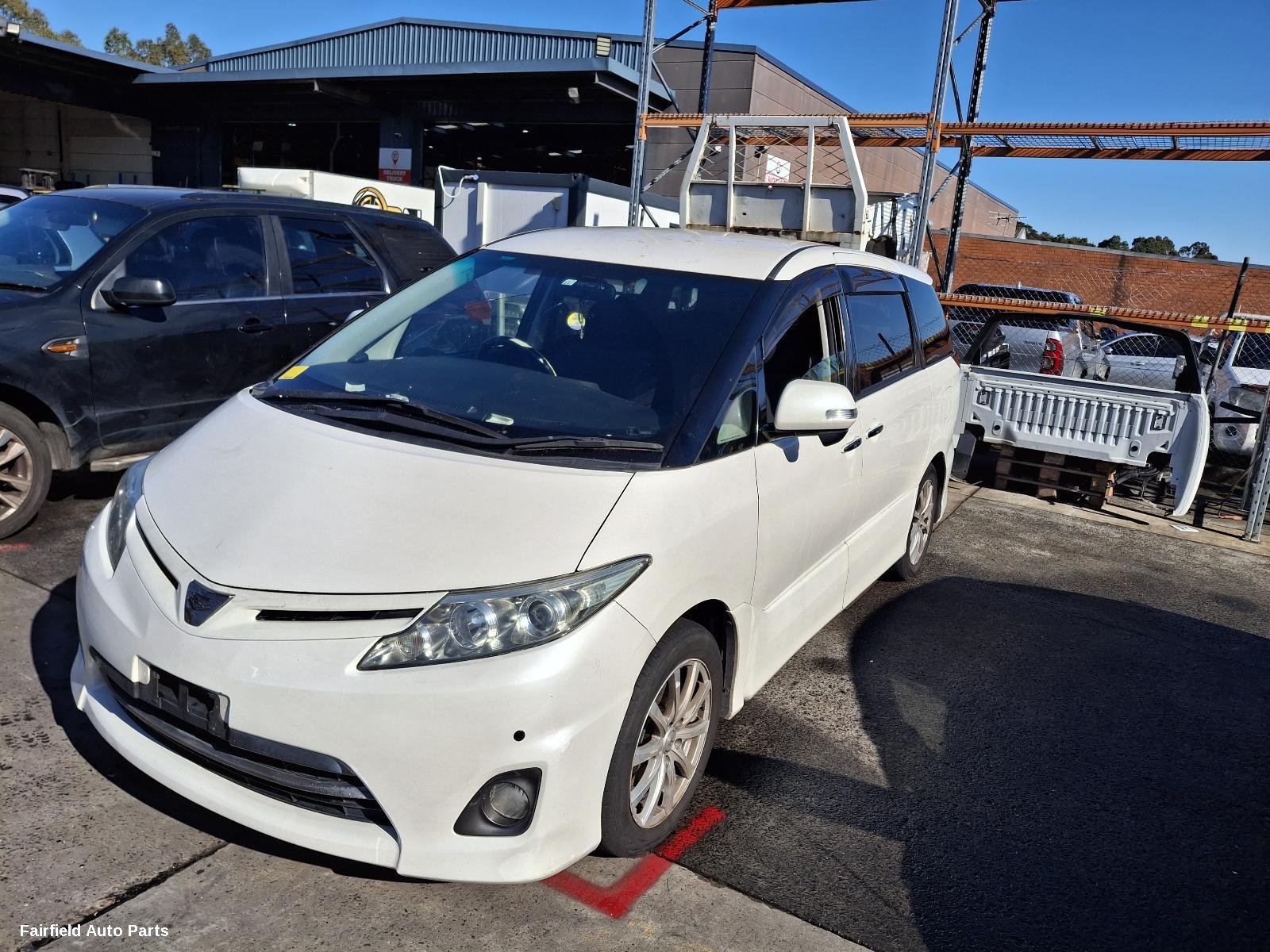 2011 Toyota Tarago Grille
