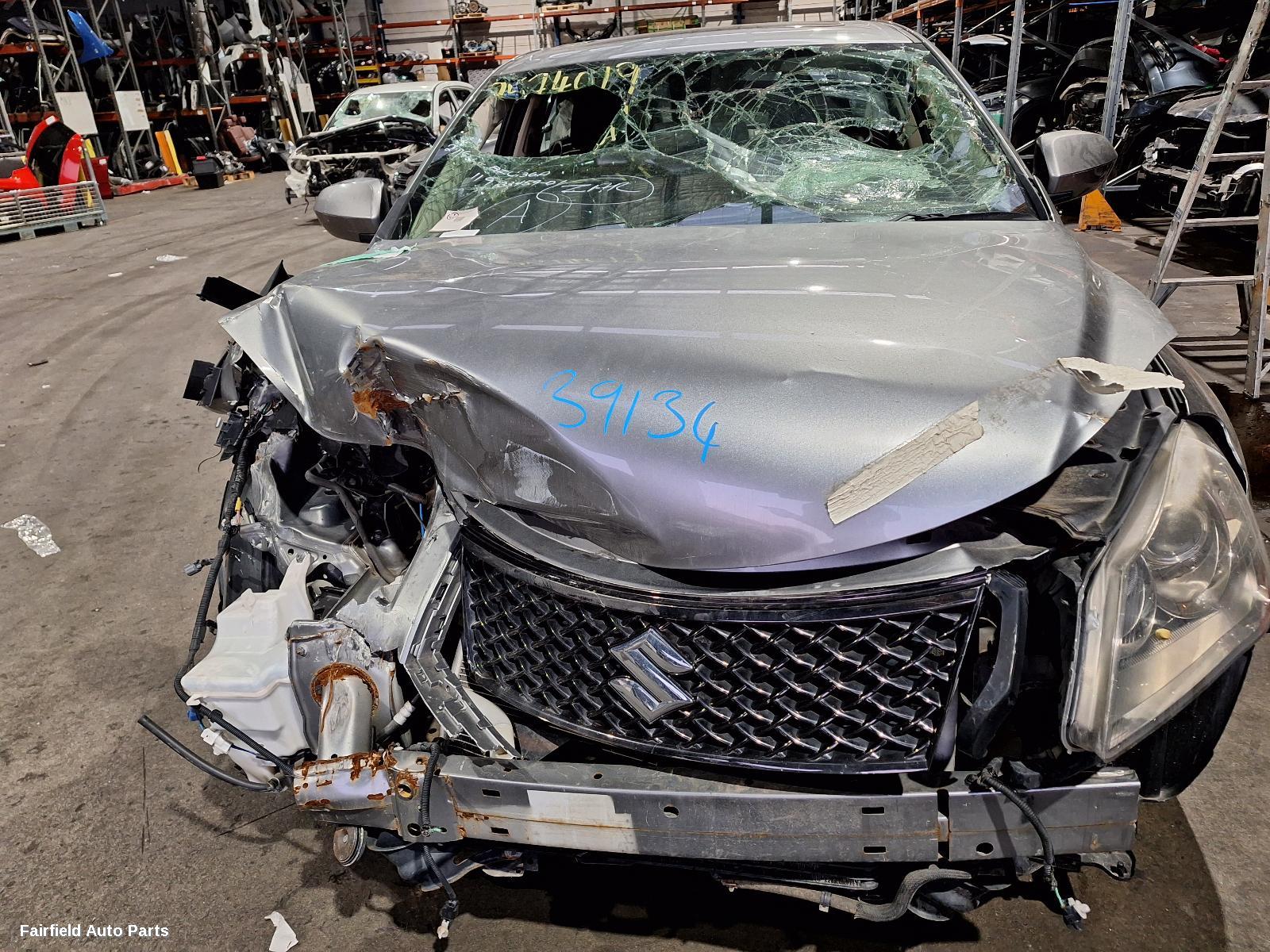 2011 Suzuki Kizashi Left Taillight