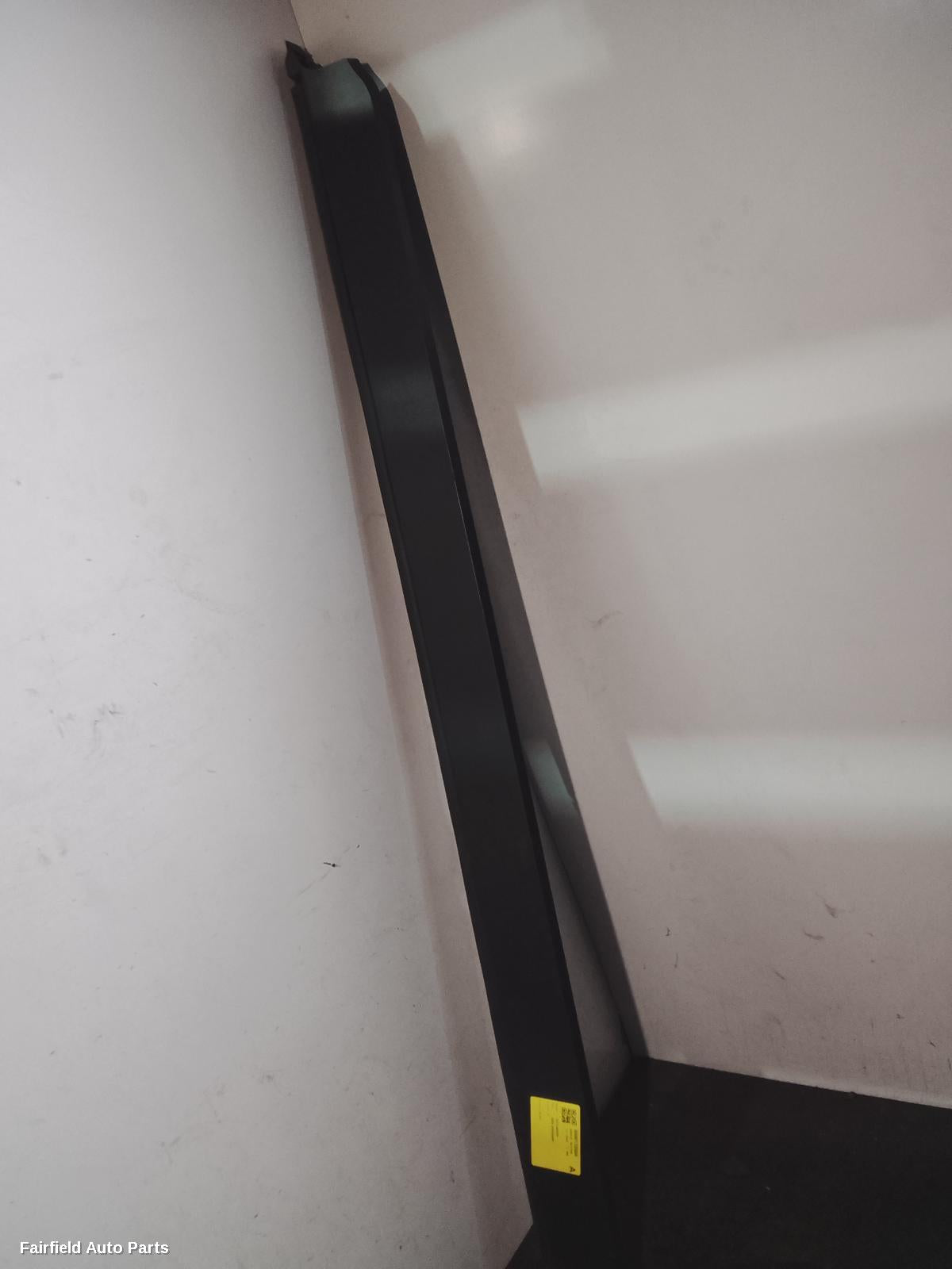 2021-2026 Mitsubishi Outlander Side Step Skirt