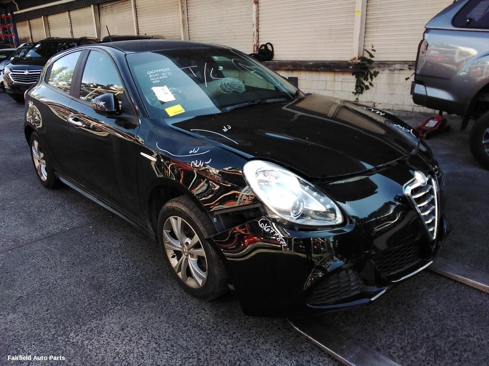 2014 Alfa Romeo Giulietta Right Door Mirror