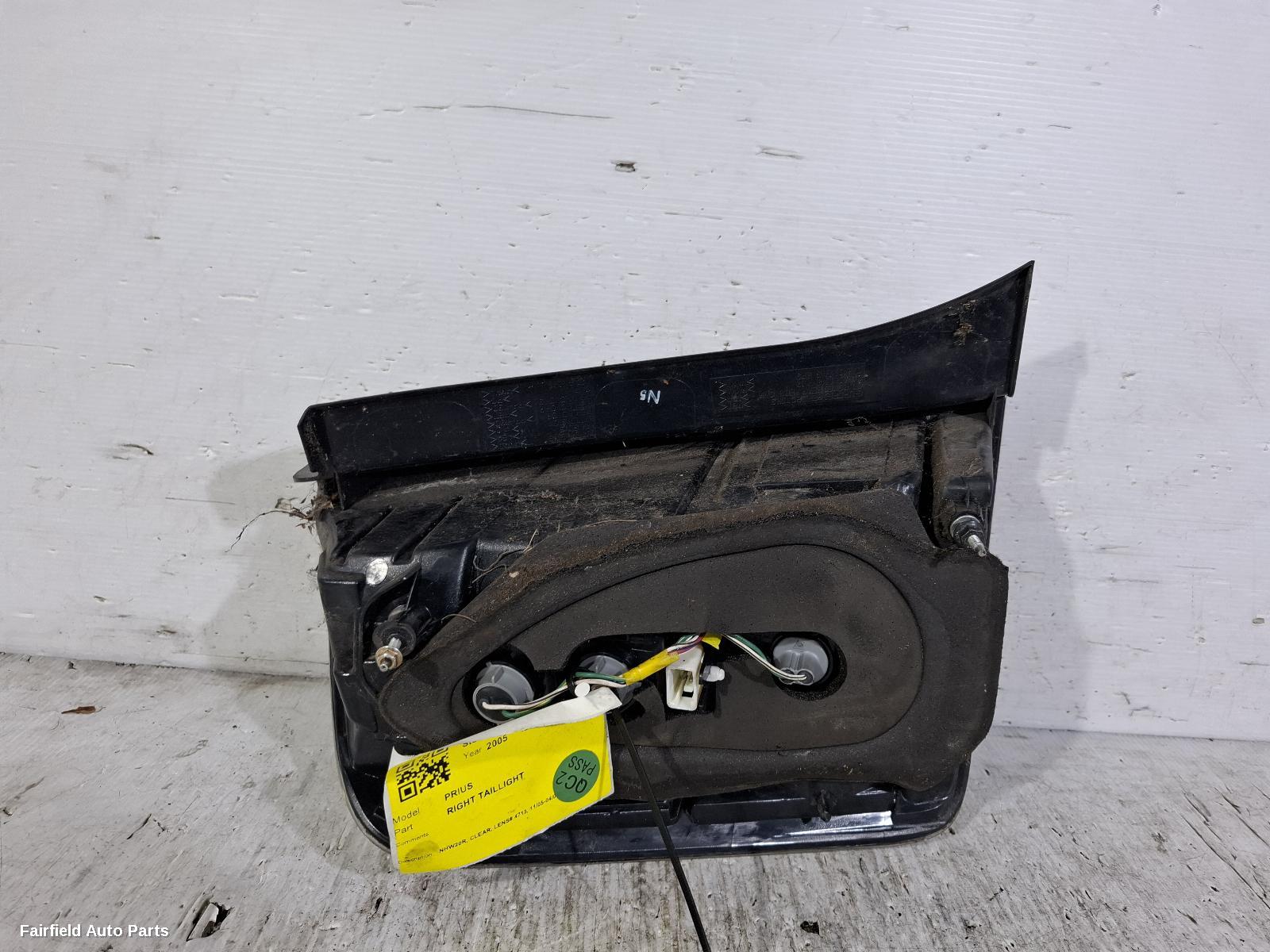 2005-2009 Toyota Prius Right Taillight