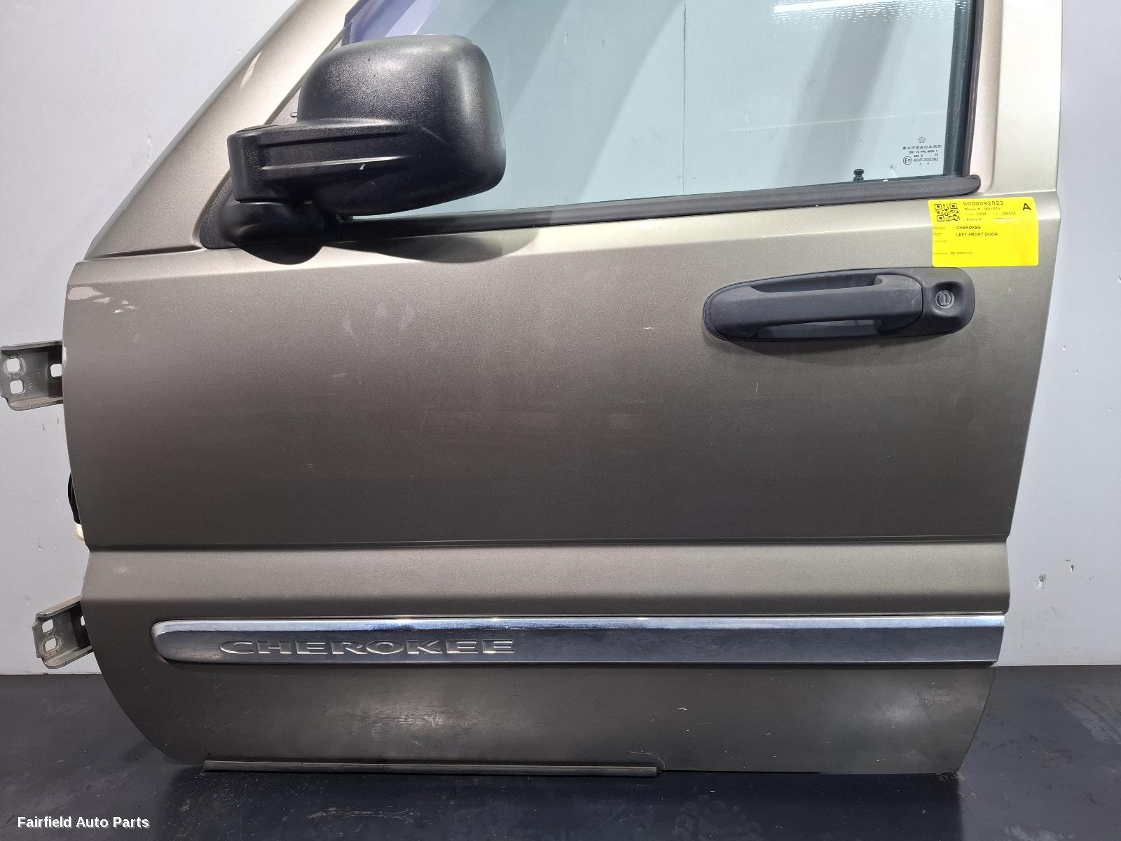 2004-2007 Jeep Cherokee Left Front Door