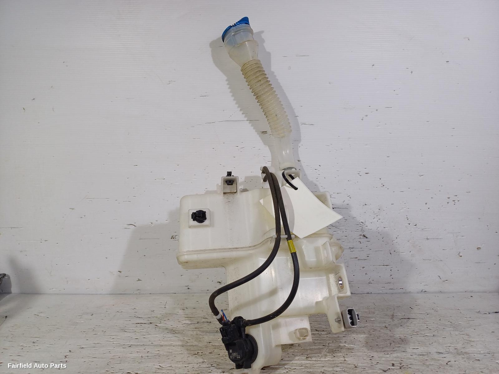 2012-2014 Mazda Cx5 Washer Bottle