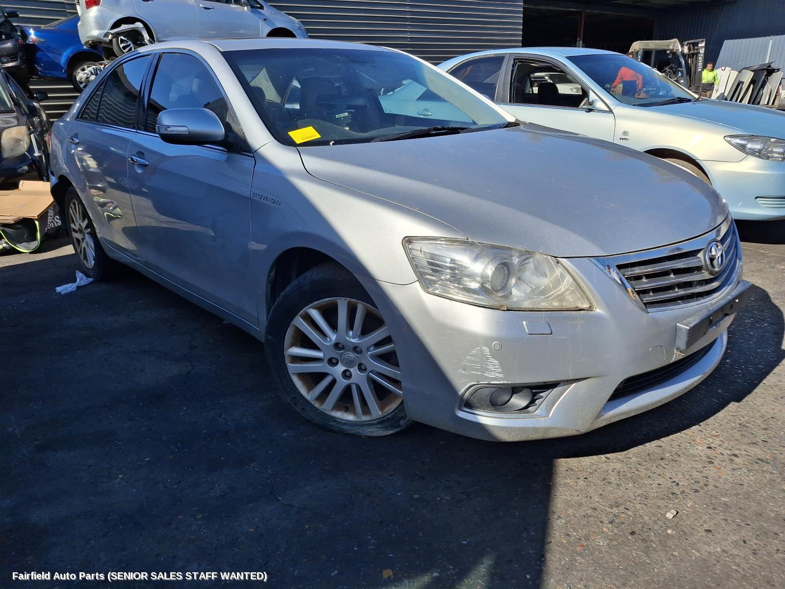 2010 Toyota Aurion Left Headlamp