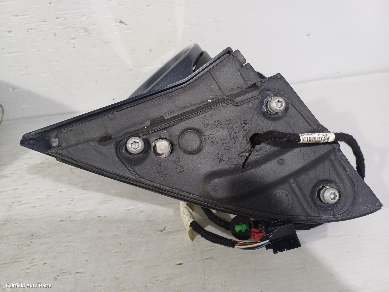 2013 Volkswagen Golf Right Door Mirror