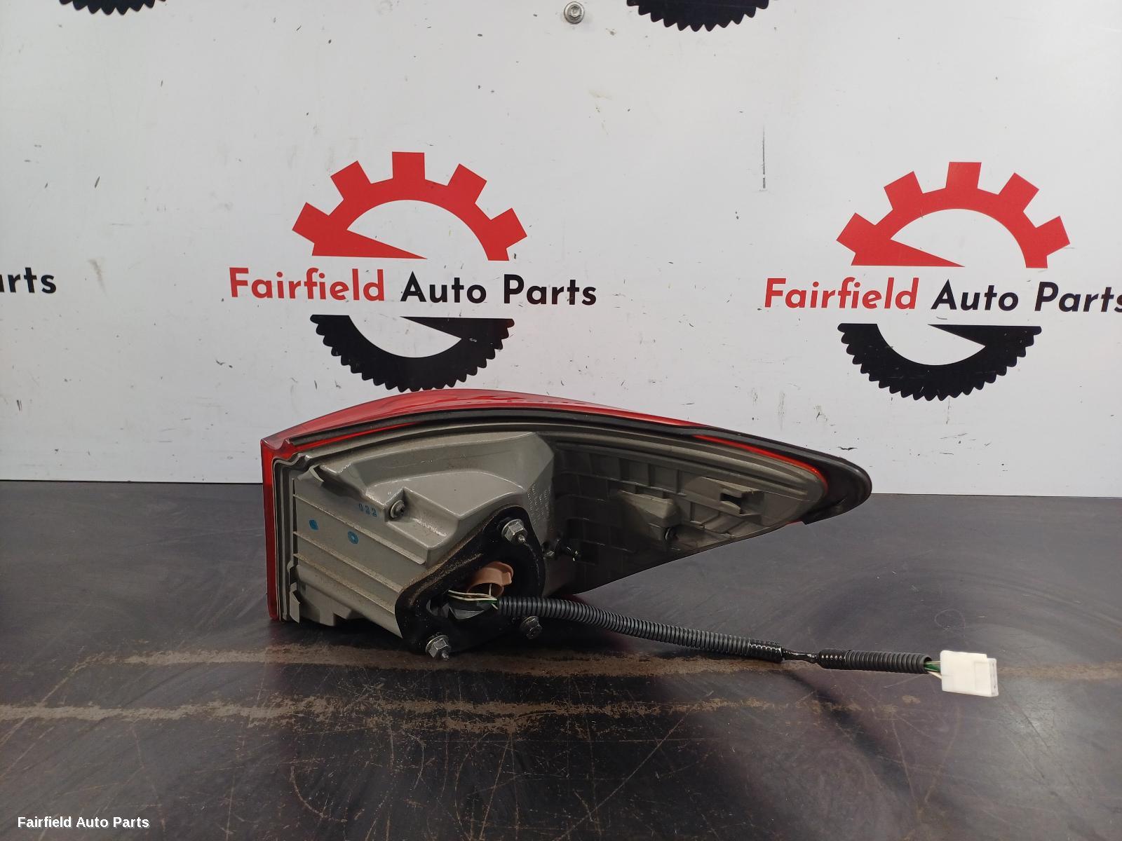 2008-2010 Lexus Is250/is250c Left Taillight