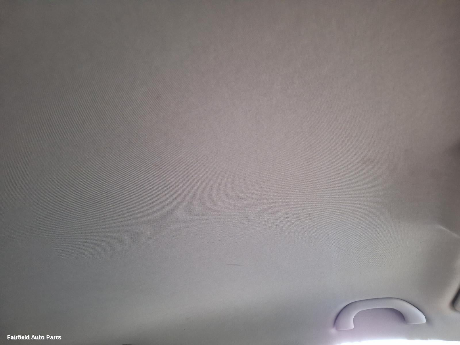 2016 Volkswagen Polo Left Taillight