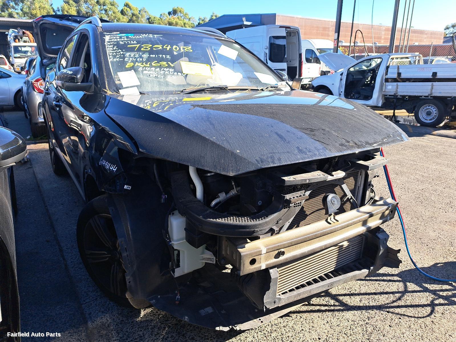 2020 Mg Zs Left Taillight