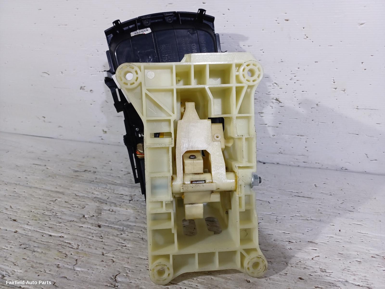 2012-2017 Hyundai I30 Gear Stick Shifter