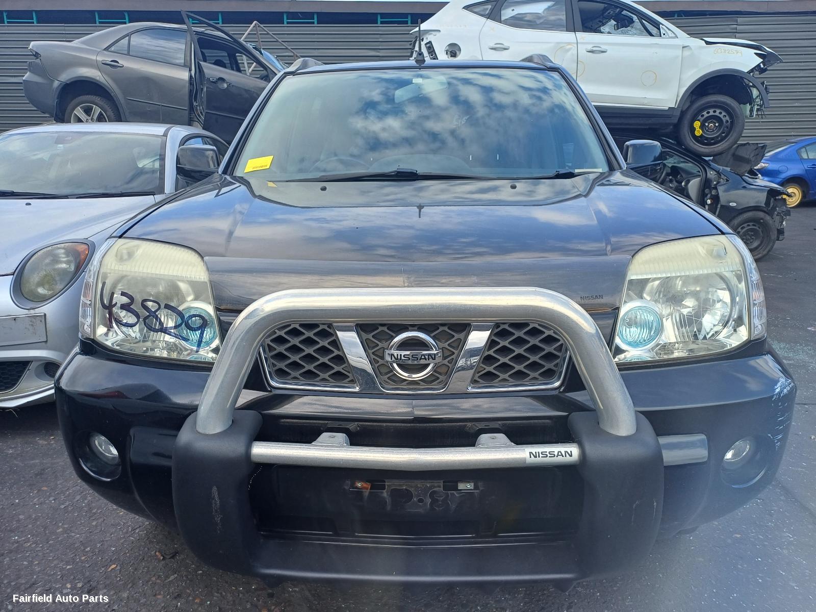 2006 Nissan Xtrail Left Taillight