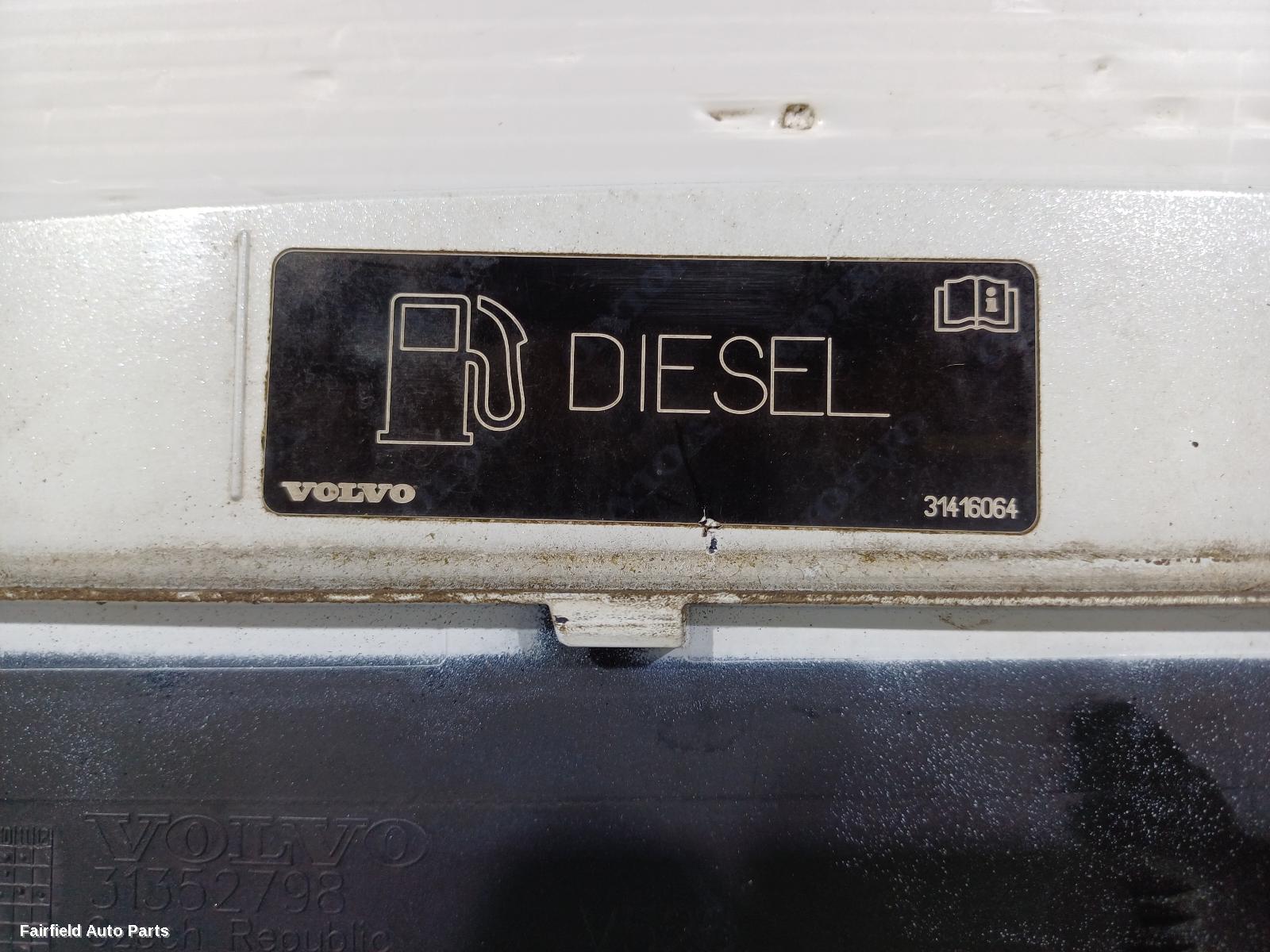 2015-2026 Volvo Xc90 Fuel Door Filler