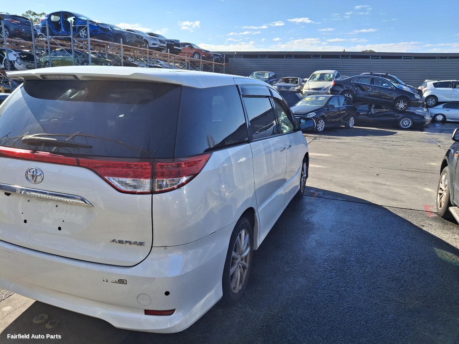 2011 Toyota Tarago Bonnet