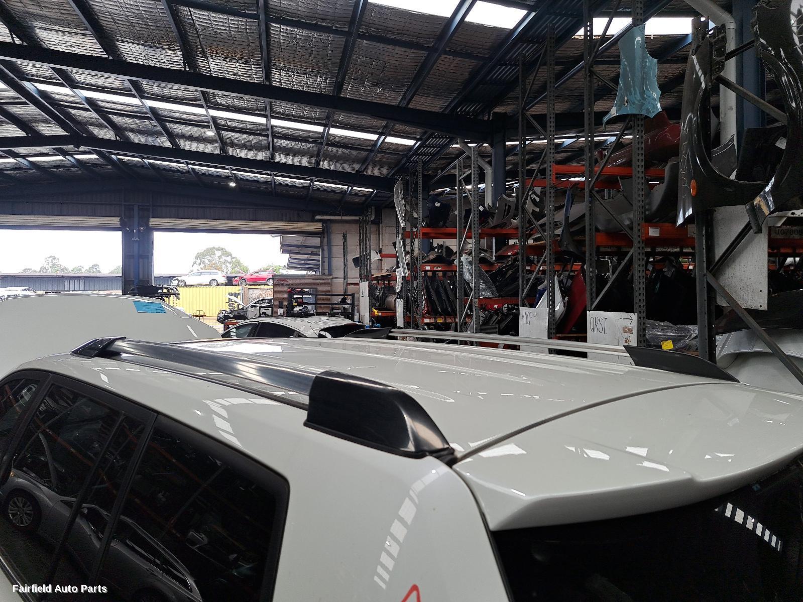 2013 Toyota Kluger Door Boot Gate Lock