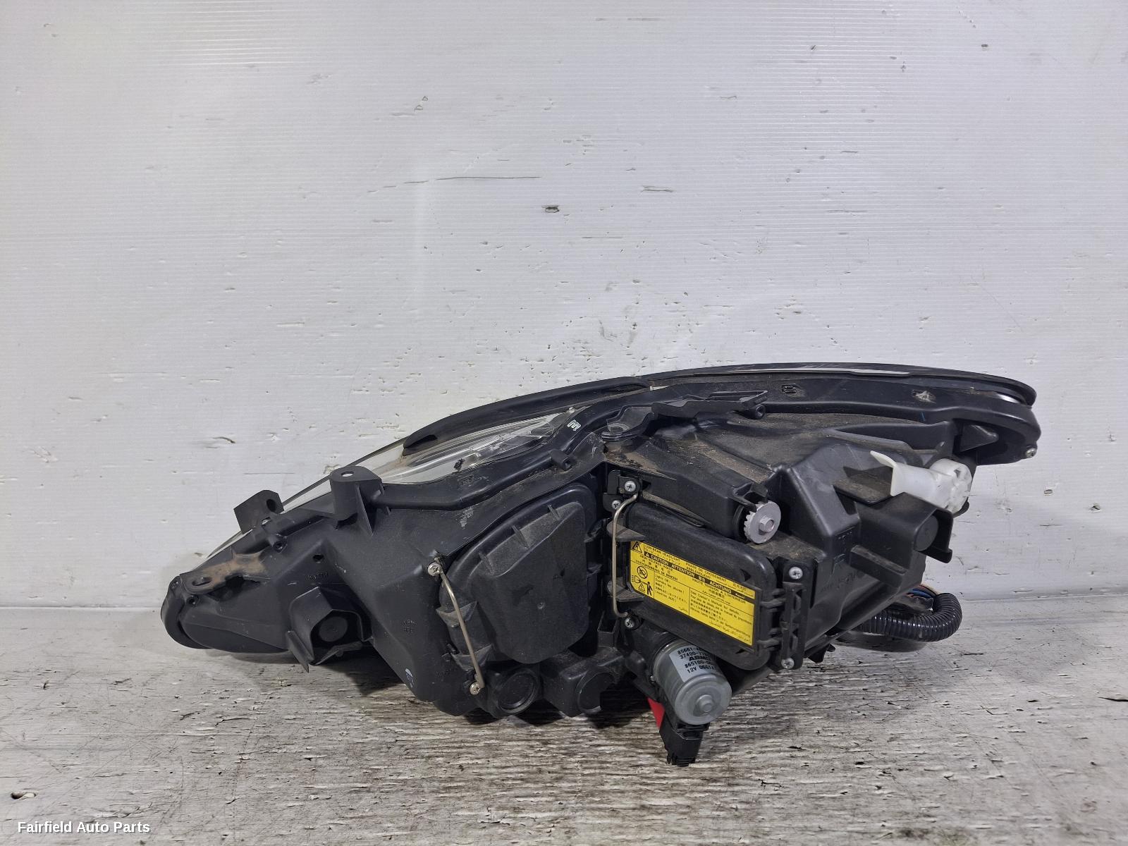 2005-2010 Lexus Is250/is250c Right Headlamp