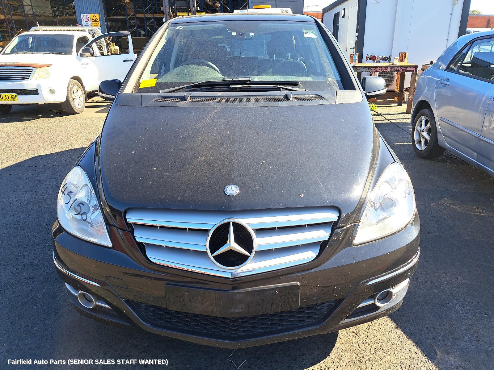 2010 Mercedes B Class Fan