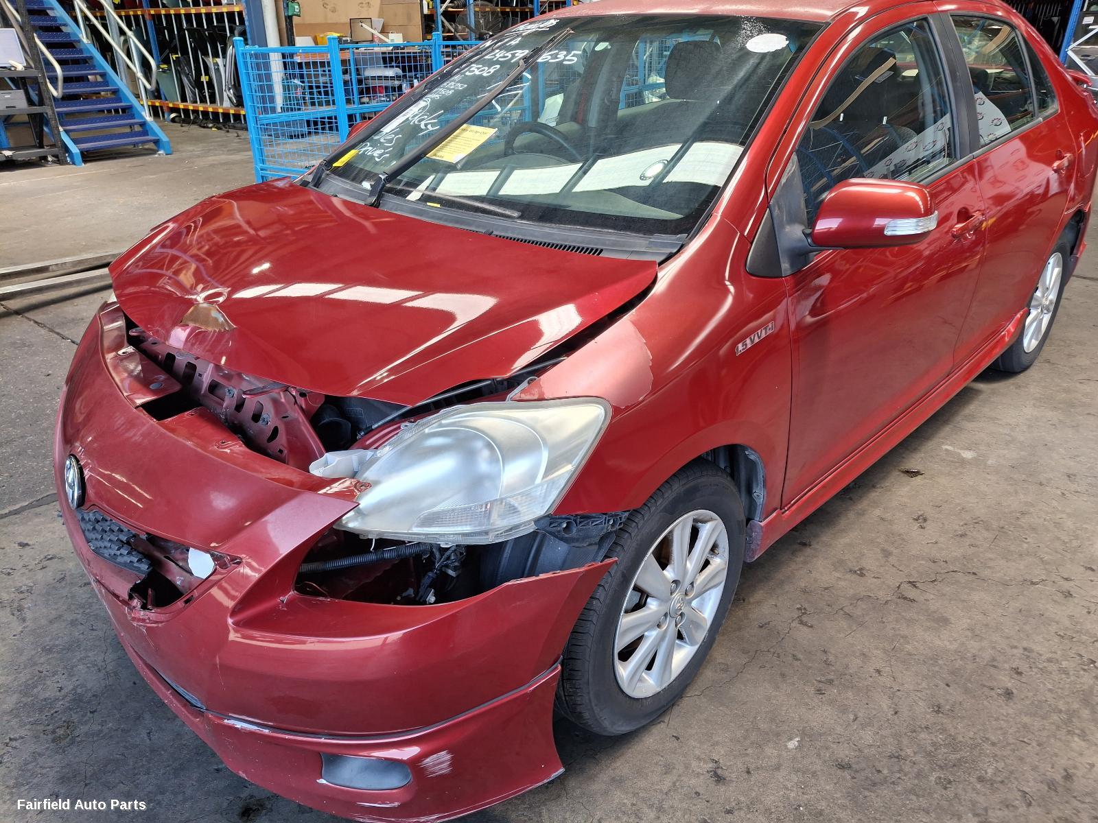 2005-2016 Toyota Yaris Glove Box