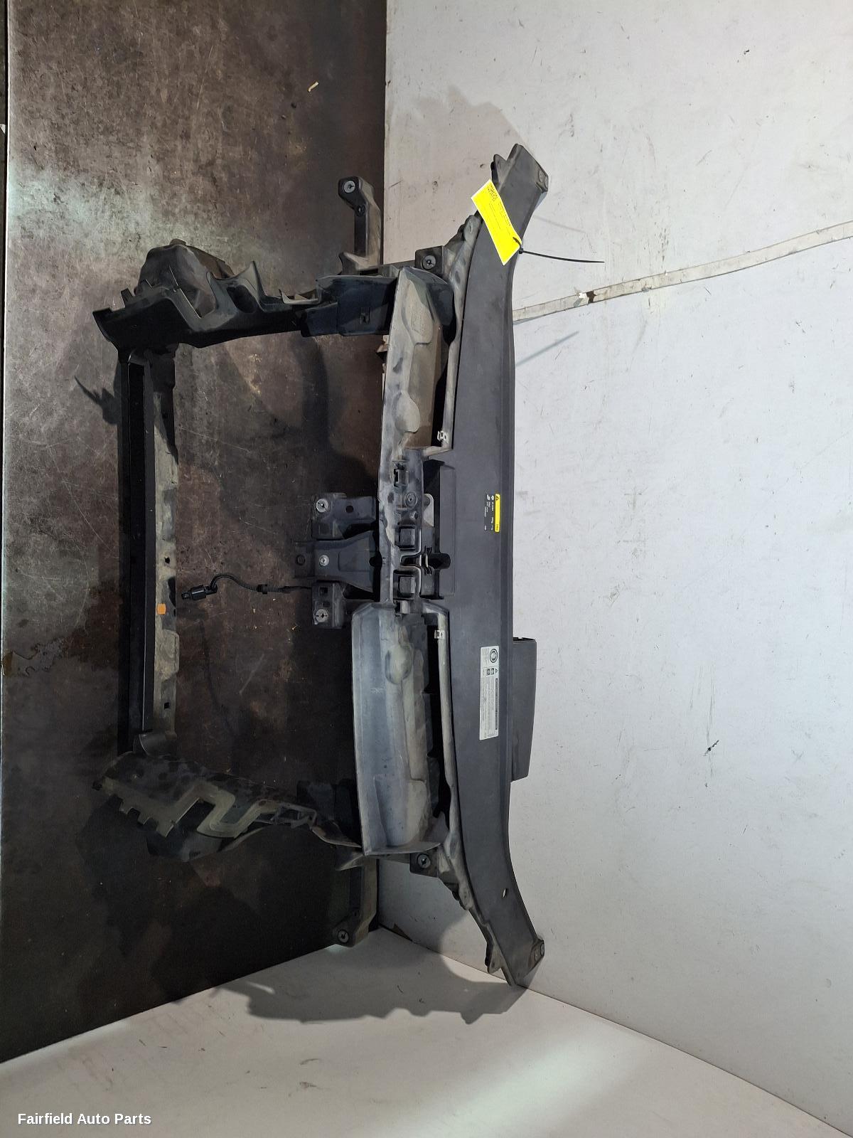 2010-2015 Volkswagen Passat Radiator Support