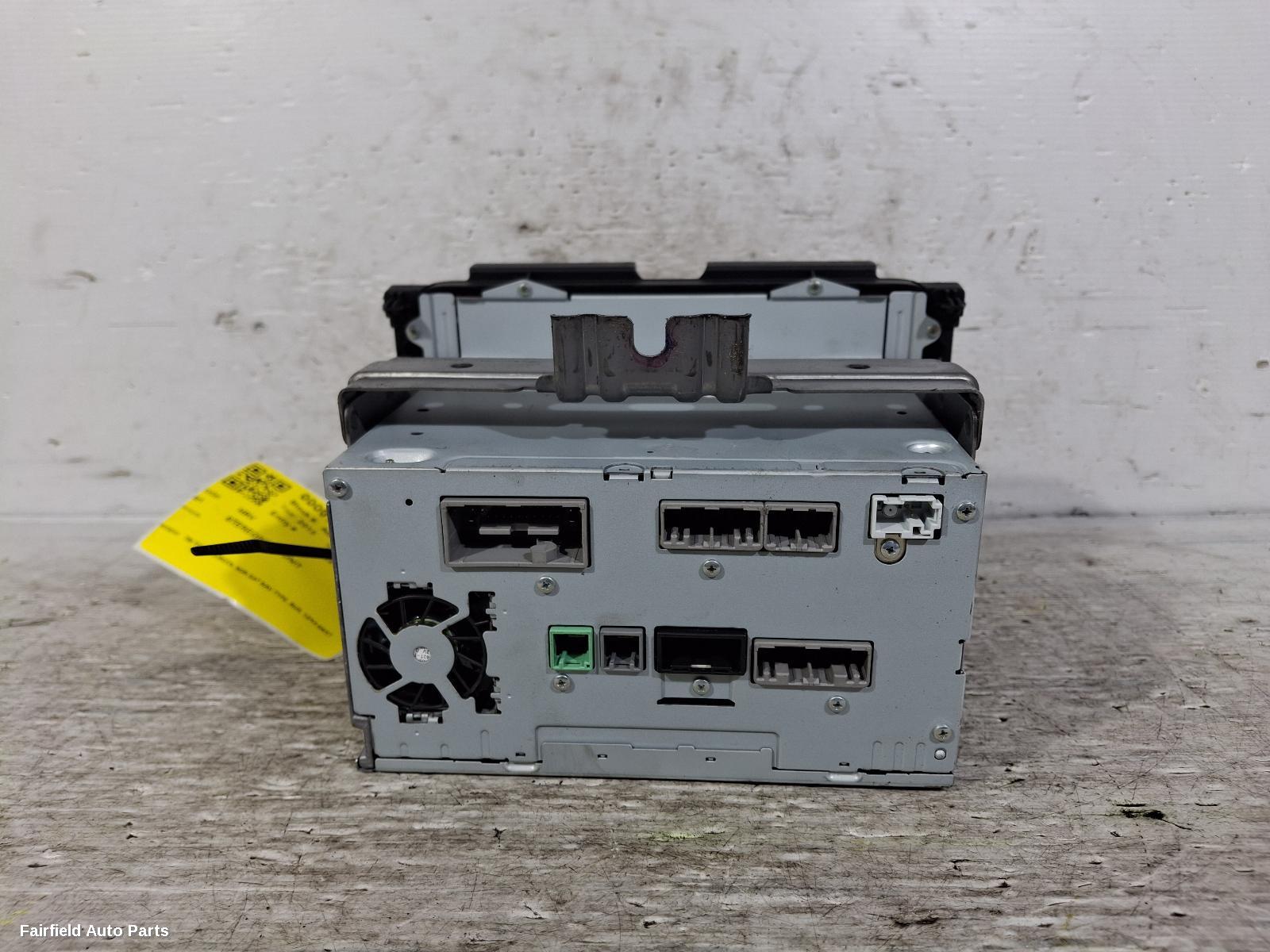 2014-2017 Honda Hrv Radio Cd Dvd Sat Tv