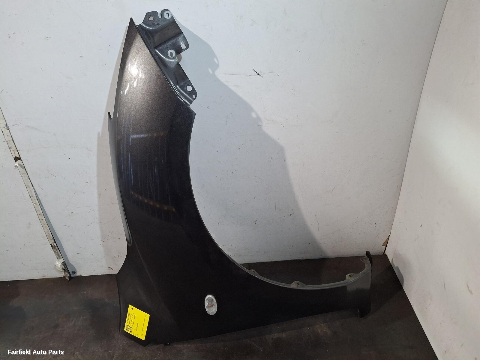 2009-2013 Mazda 3 Right Guard