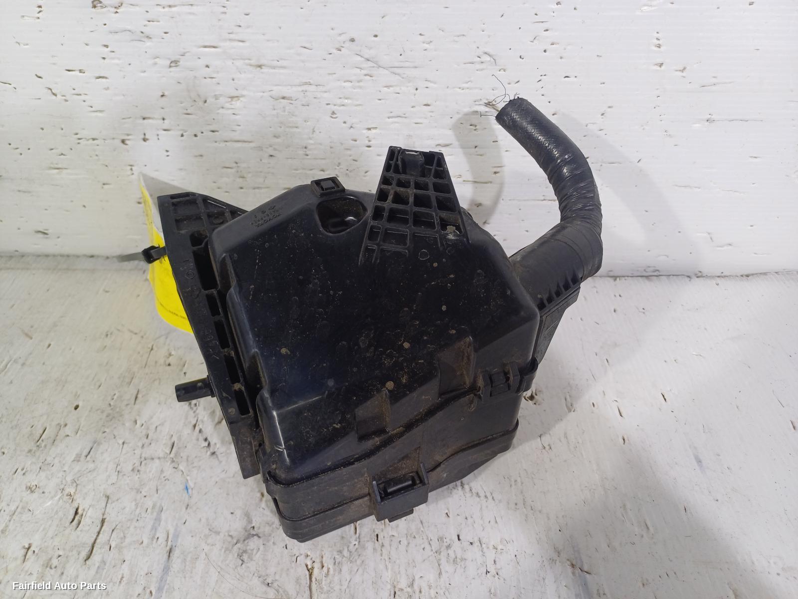 2012-2017 Toyota Camry Fuse Box