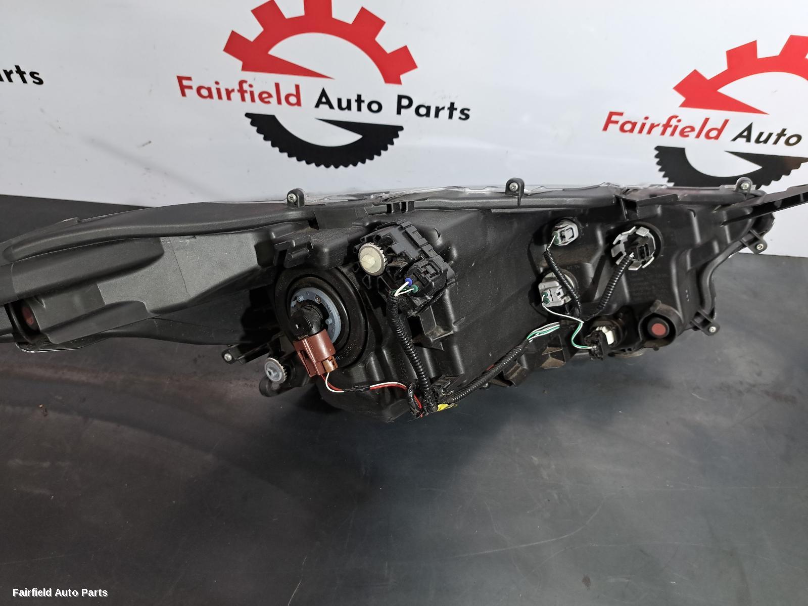 2021 Toyota Yaris Left Headlamp