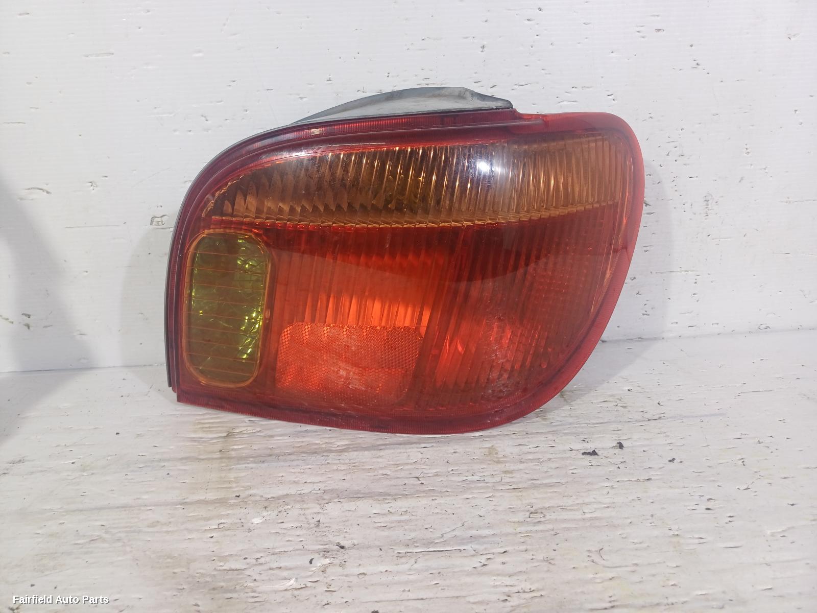 2002-2005 Toyota Echo Right Taillight