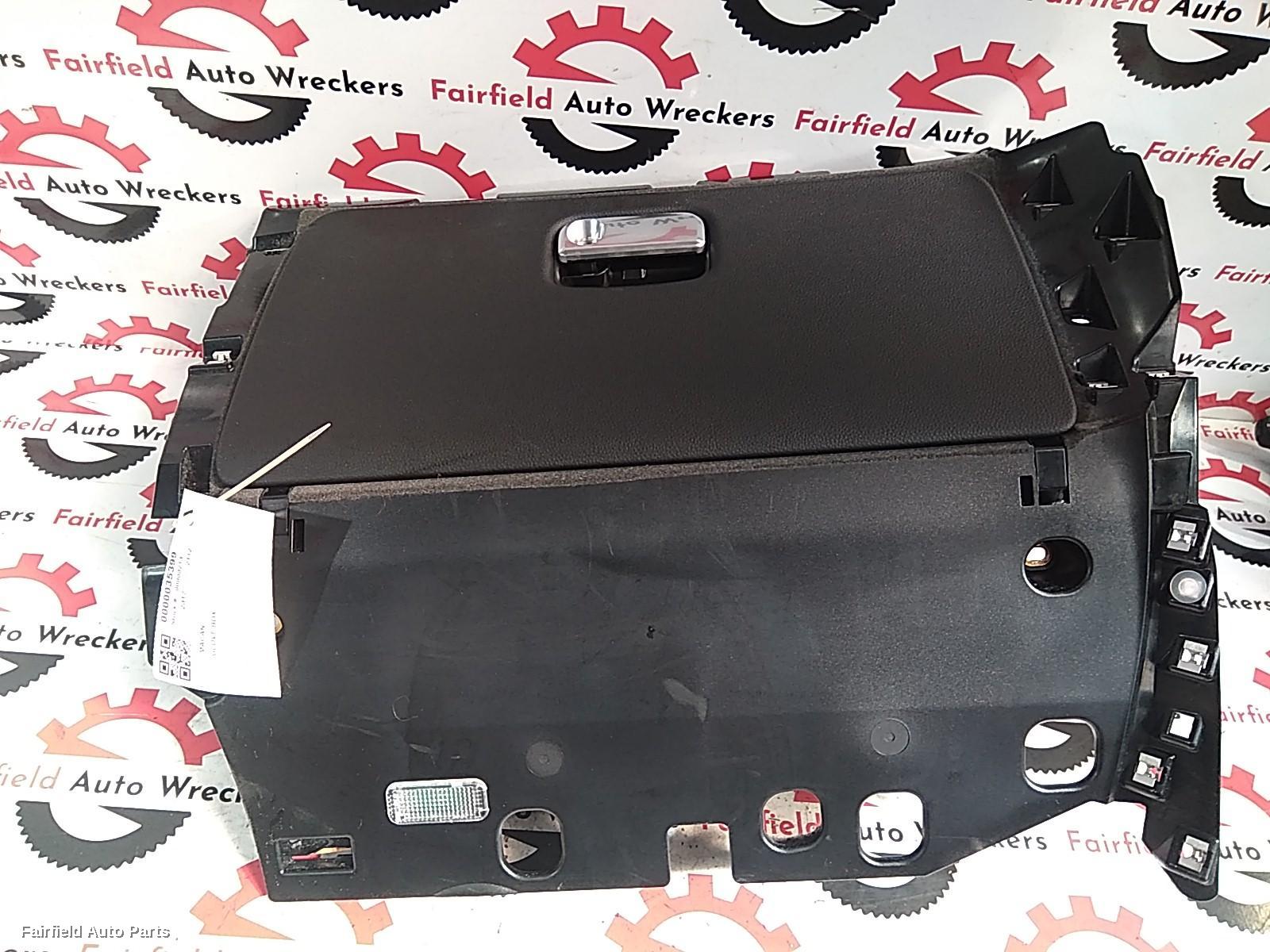 2014-2025 Porsche Macan Glove Box