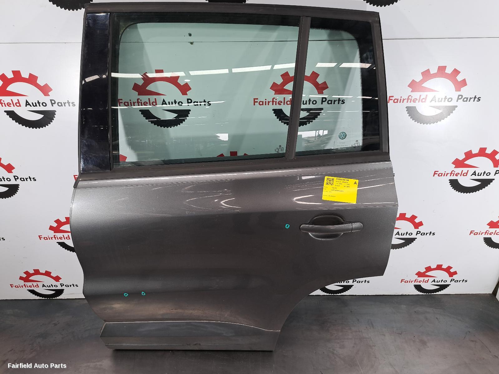 2008-2016 Volkswagen Tiguan Left Rear Door Sliding