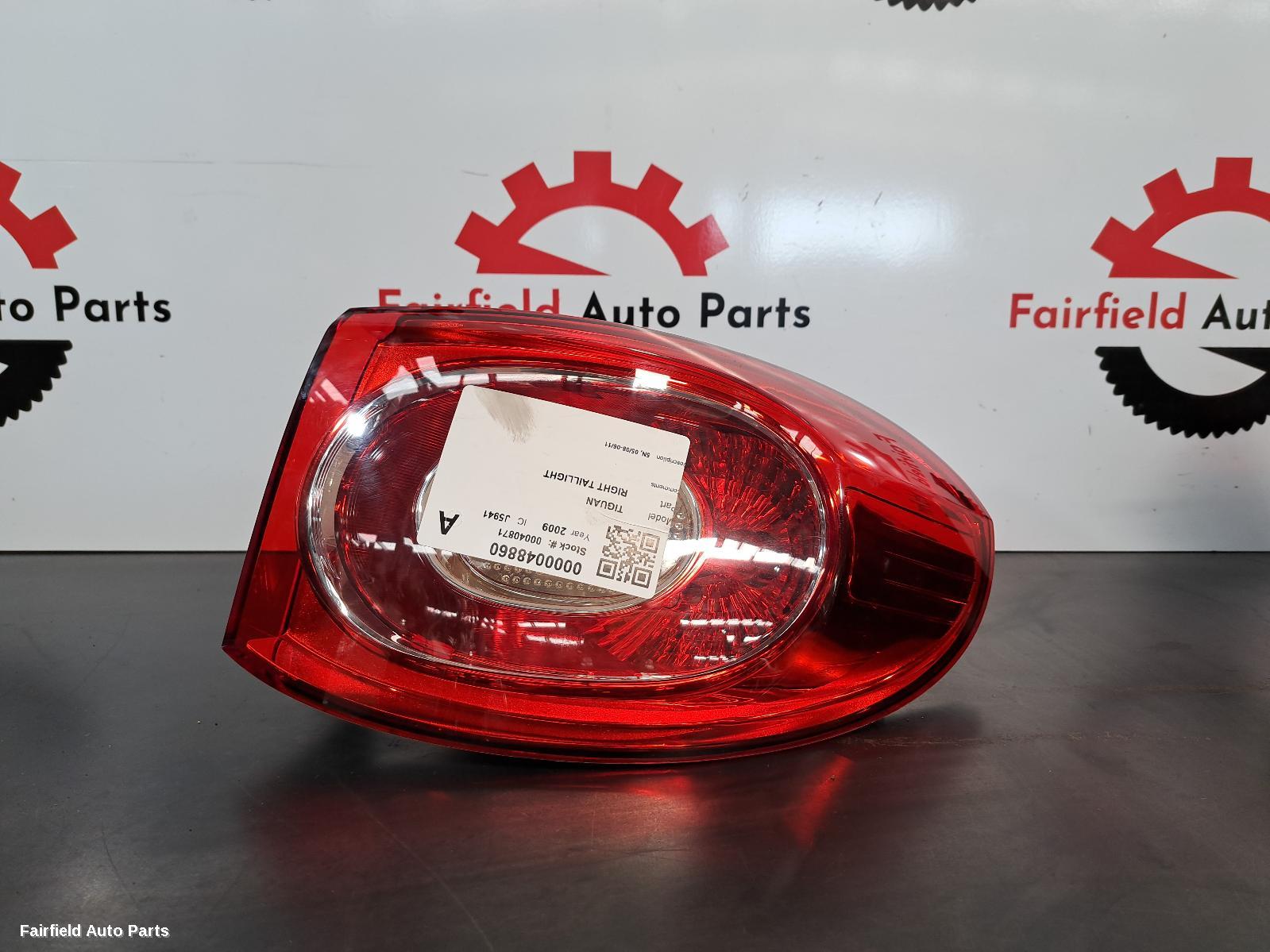 2009 Volkswagen Tiguan Right Taillight