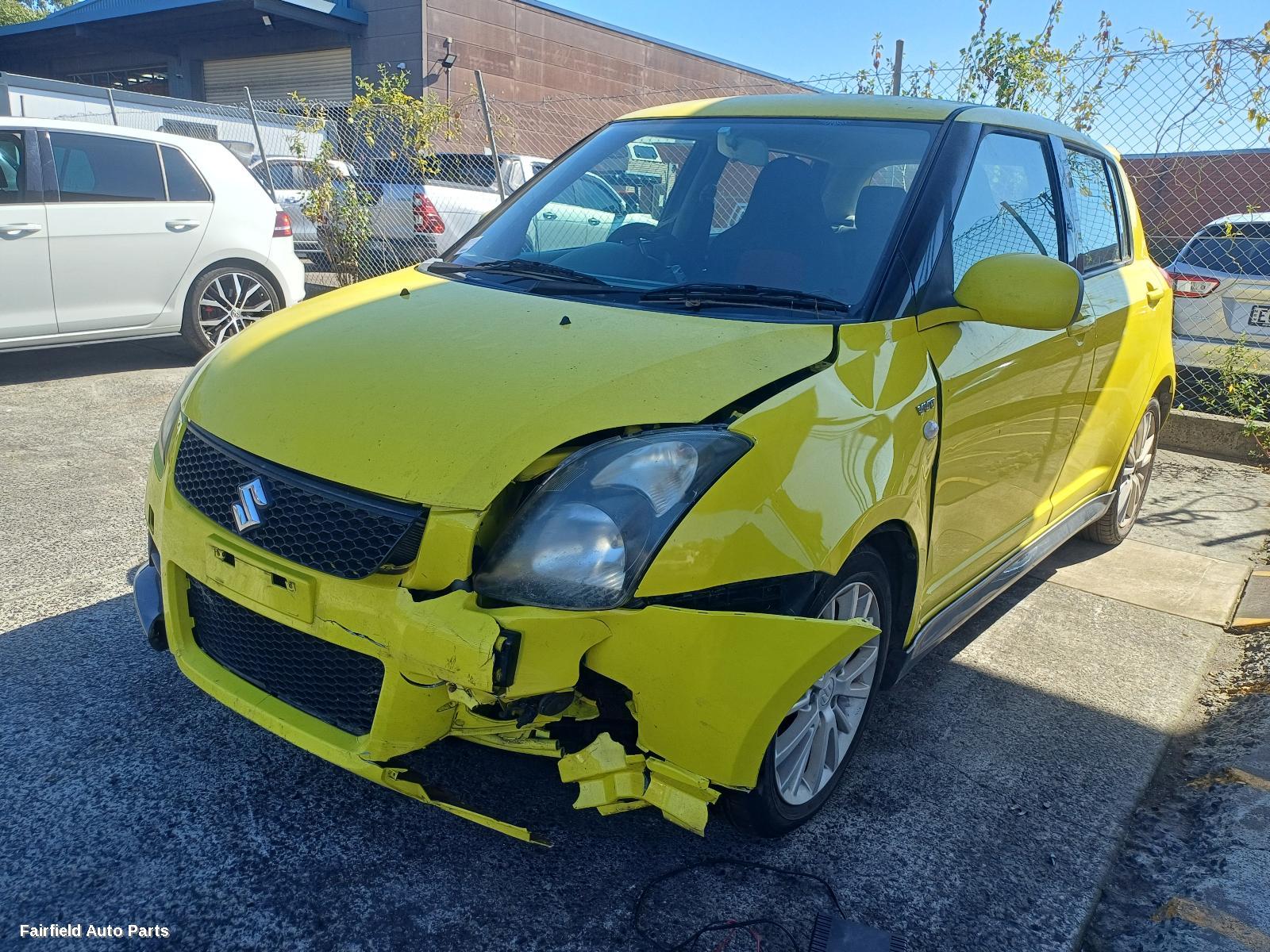 2009 Suzuki Swift Left Rear Door Sliding
