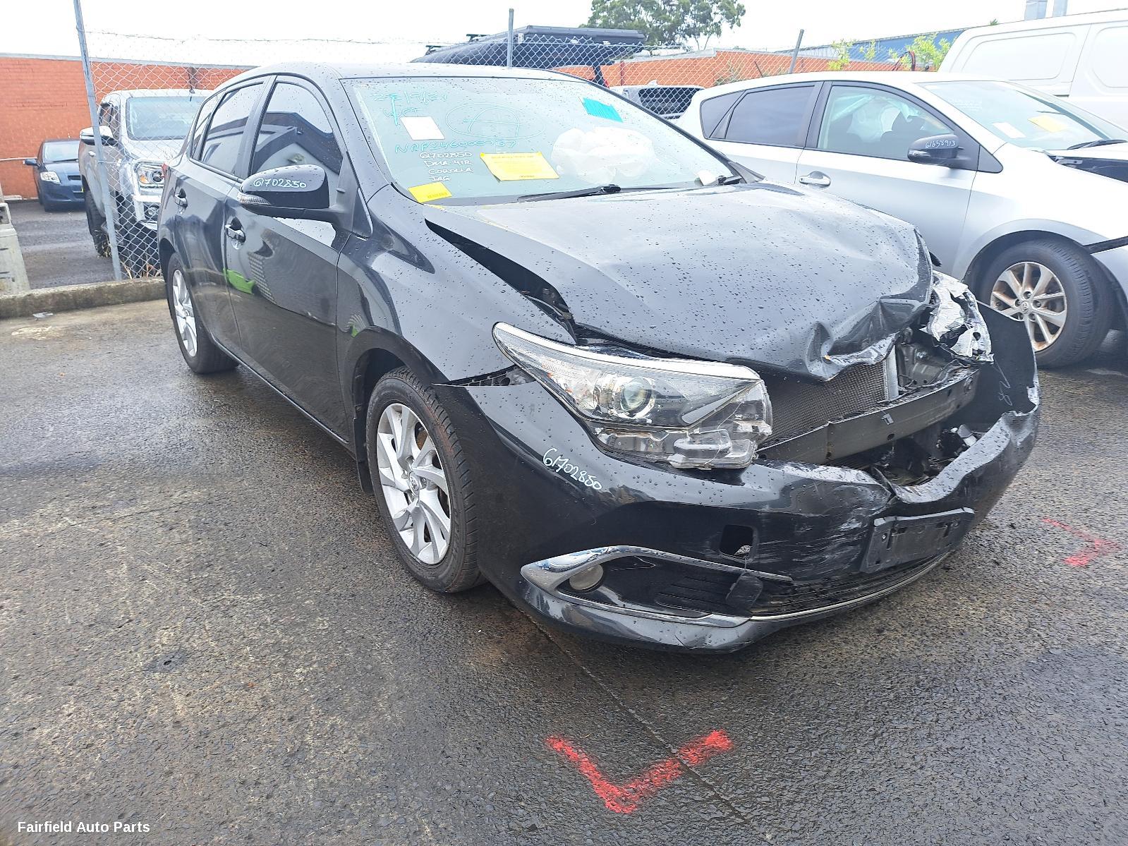 2015-2018 Toyota Corolla Radio Cd Dvd Sat Tv