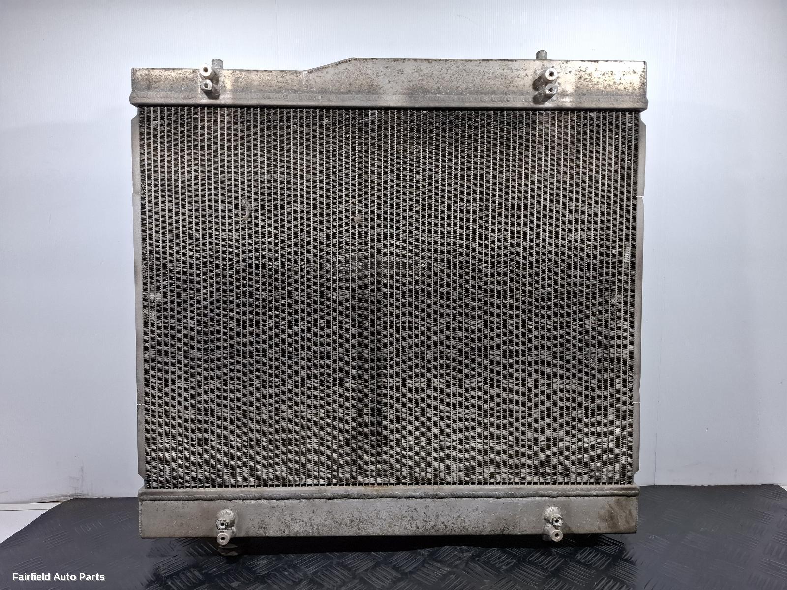2005-2019 Toyota Hiace Radiator