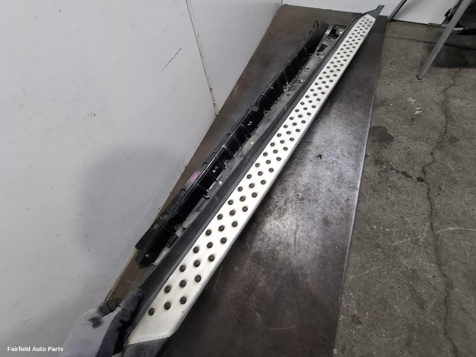 2008-2014 Bmw X6 Side Step Skirt