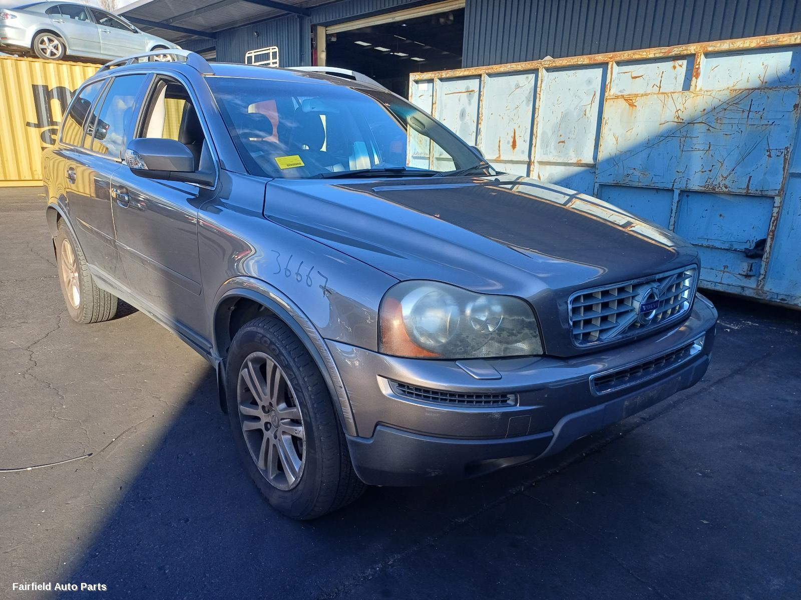 2010 Volvo Xc90 Grille