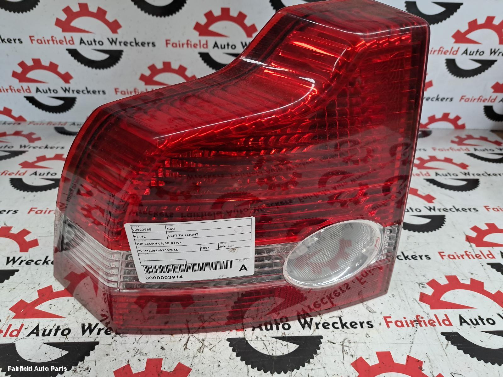 2004 Volvo S40 Left Taillight