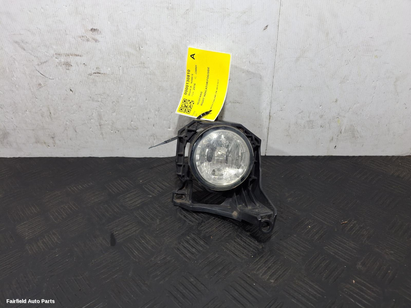 2015-2017 Ford Mustang Right Indicator Fog Side