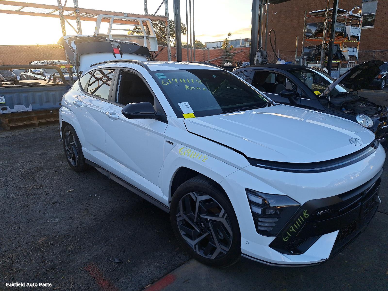 2023 Hyundai Kona Left Front Strut