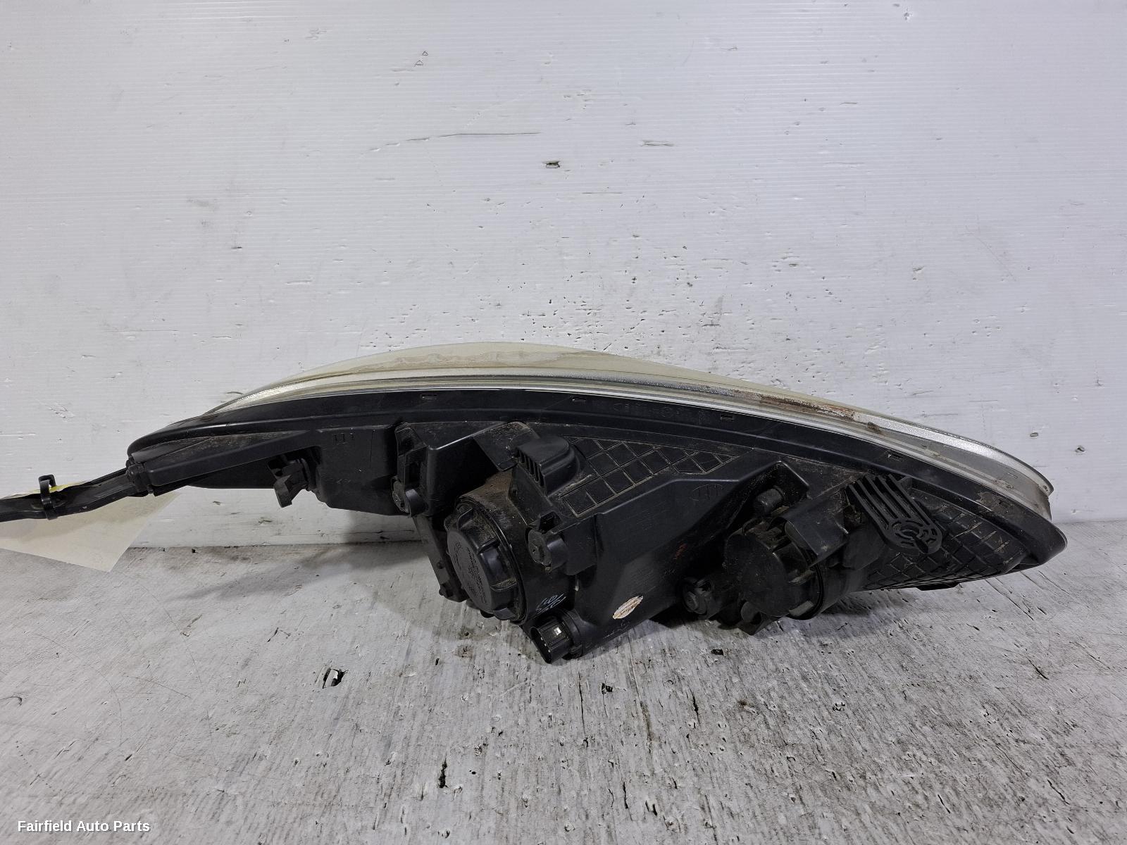 2010-2012 Hyundai I20 Left Headlamp