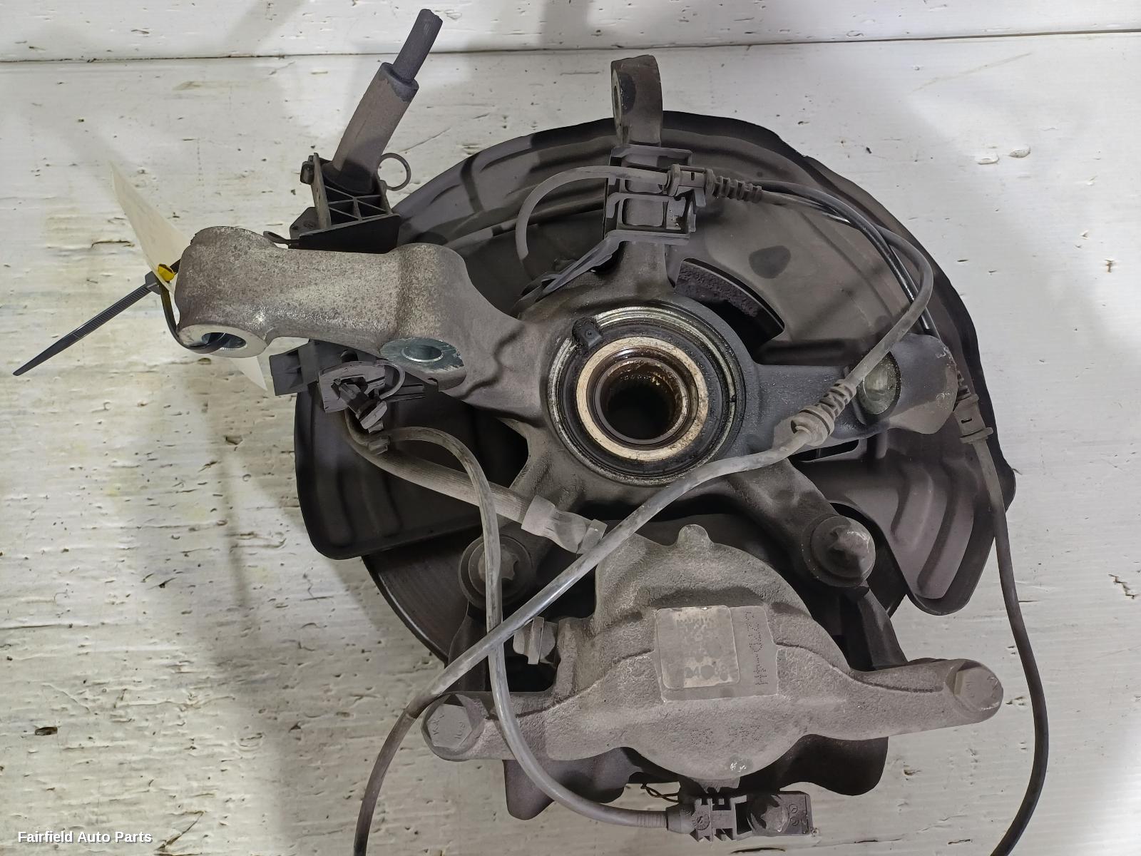 2011-2019 Mercedes B Class Right Front Hub Assembly